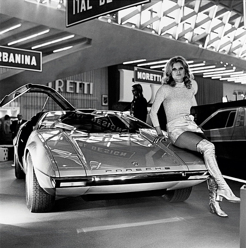 vw-porsche-tapiro-at-show.jpg