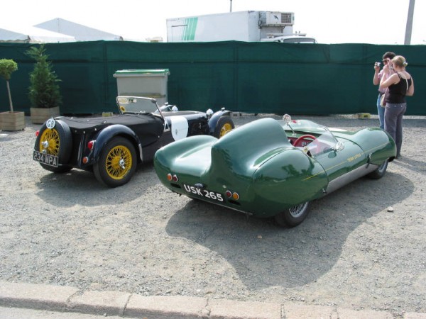 Lotus 11 racing.L2.jpg