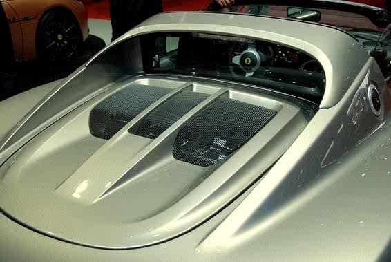 2484359657-geneva-2010-2011-lotus-elise.jpg