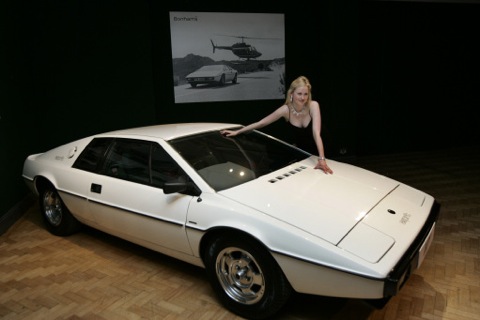 007-Lotus-Esprit-740671.jpg