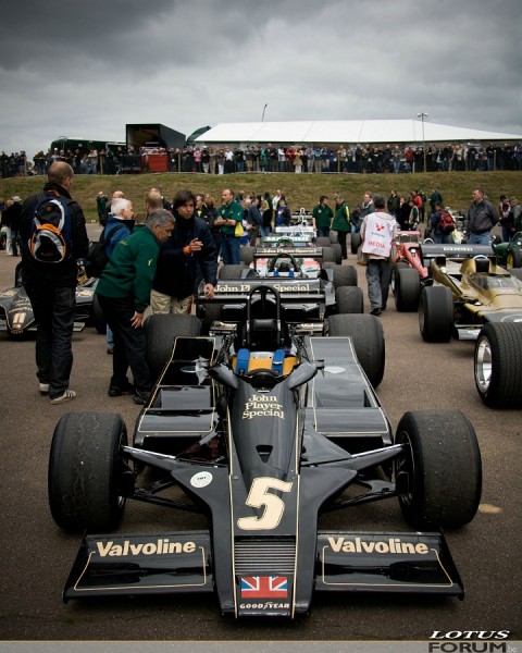 Classic Lotus Festival 2010 - Lotus Type 91 (1982).jpg