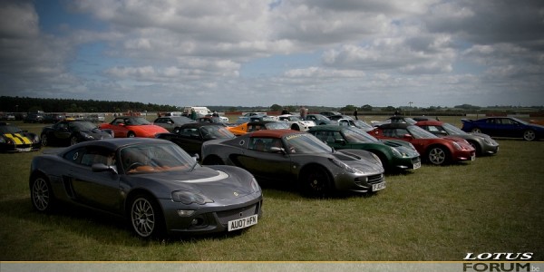 Classic Lotus Festival 2010 - Lotus Parking Overview.jpg