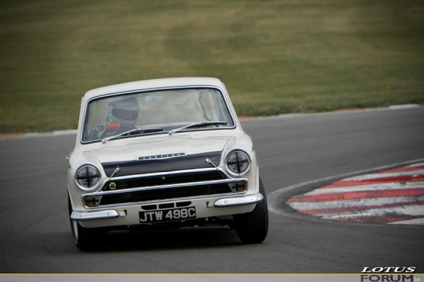 Classic Lotus Festival 2010 - Lotus Cortina.jpg