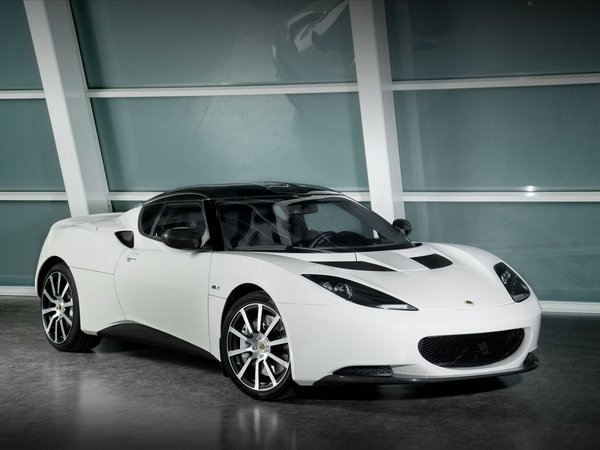 Lotus-Evora-Carbon-Concept-2010-03.jpg