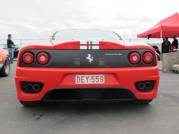 Ferrari_back.jpg