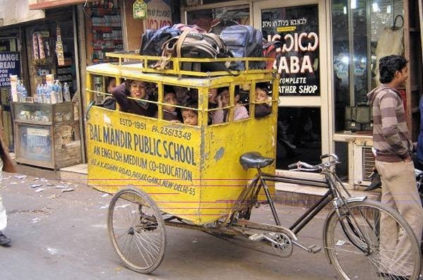 School 'Bus' of Balmandir Public school.jpg