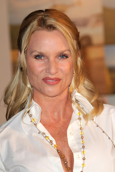 Nicollette+Sheridan+Lotus+Cars+Launch+Event+Vdo_qoTRpwYl.jpg