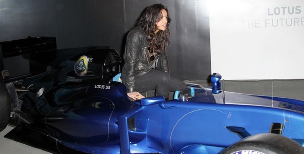 Michelle+Rodriquez+Lotus+Cars+Launch+Event+PJVzPqHS_afl.jpg