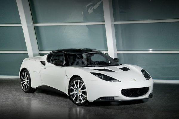 Lotus-Evora-Carbon-Concept-1.jpg