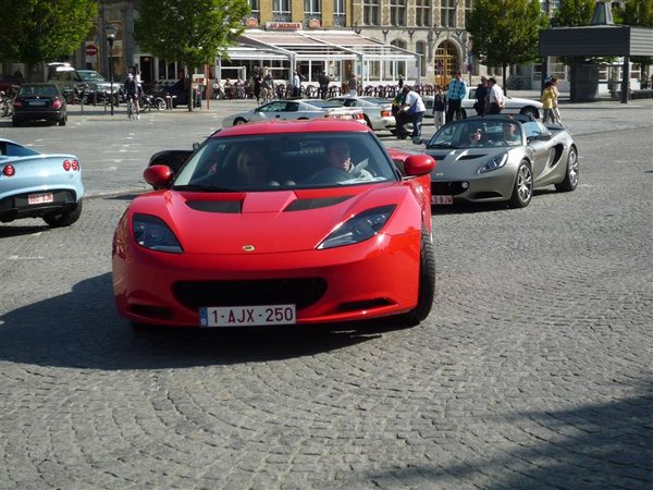 P1040639 (Custom).JPG