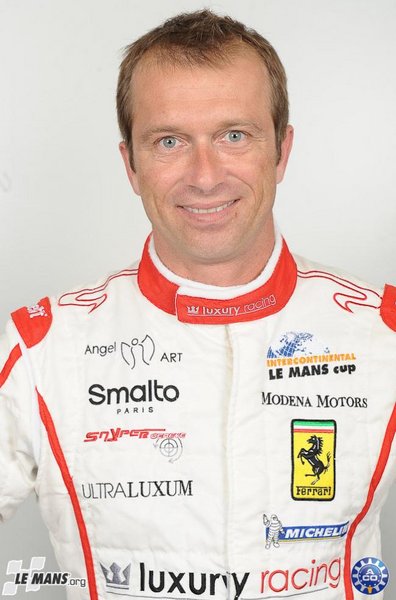 2011_24_Heures_du_Mans_58-_LUXURY_RACING_FERRARI_458_ITALIA_FNA_2812_n.jpg