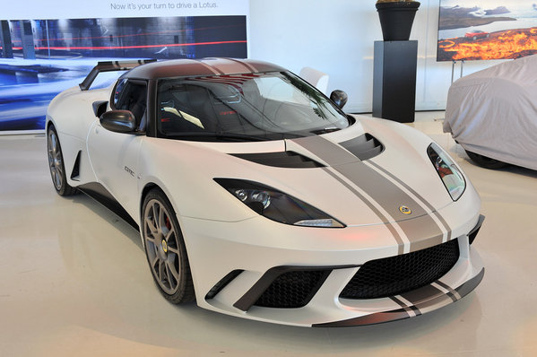 03-lotus-evora-gte-road-car-concept.jpg