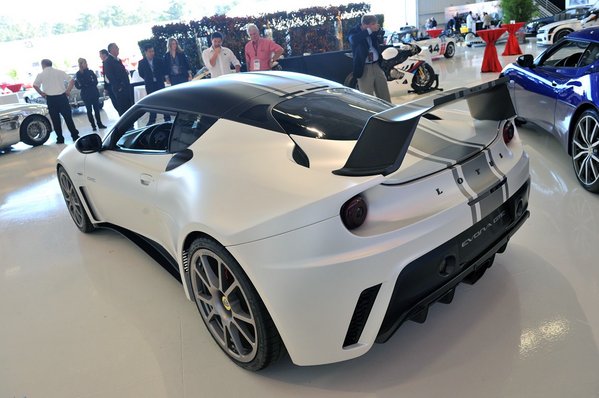 04-lotus-evora-gte-road-car-concept-1.jpg