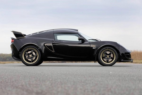 2010-Lotus-Exige-S-Type-72-side-view.jpg