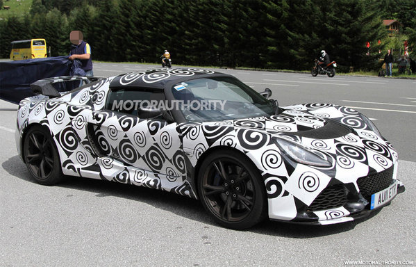 2012-lotus-exige-spy-shots_006.jpg