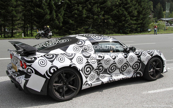 2012-lotus-exige-spy-shots_005.jpg