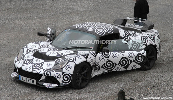 2012-lotus-exige-spy-shots_001.jpg