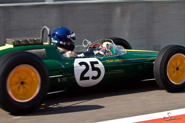 Lotus 25 - 1962.jpg