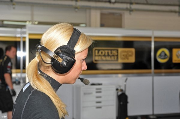 maria-de-villota 002.jpg