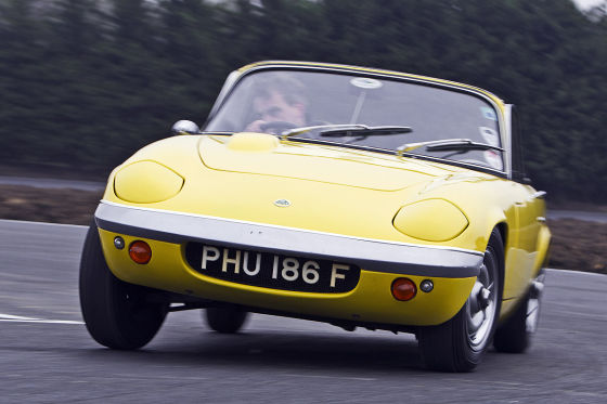 Lotus-Elan-S4-560x373-e0da4a98343e195e.jpg