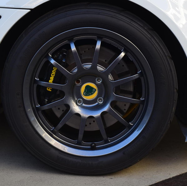 Lotus Exige S RGB - Aspen White - extra velg RV.jpg