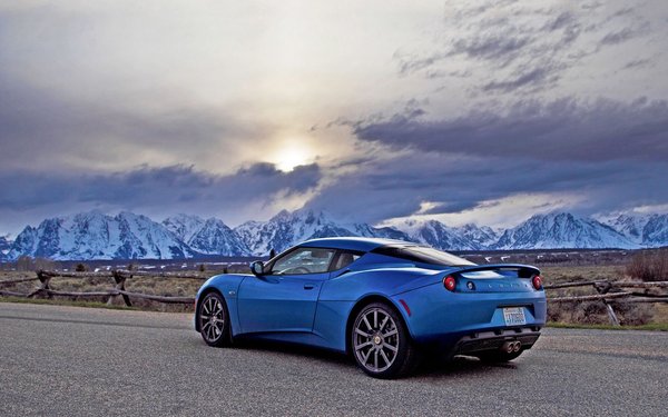 2011-Lotus-Evora-rear-three-quarter.jpg