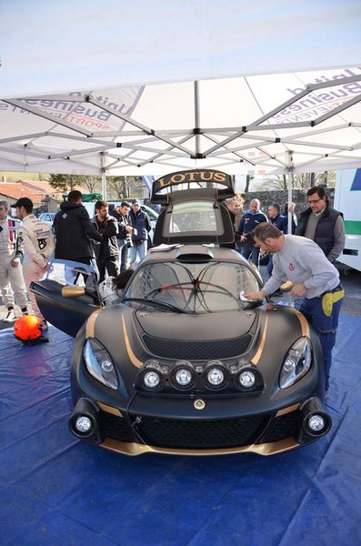 lotus international rallyteam.jpg
