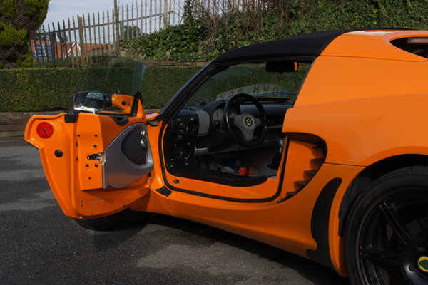 lotus3f.jpg