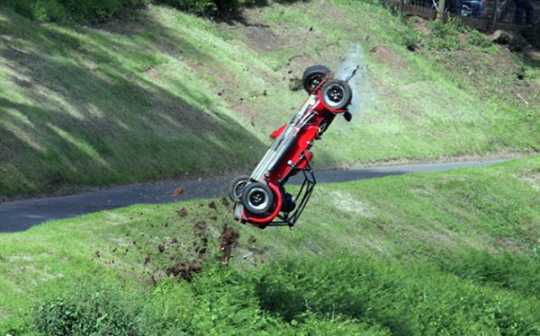 CAR1[1].jpg