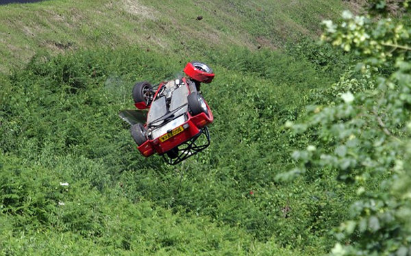 CAR3[1].jpg