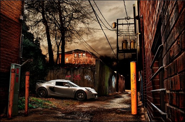 alley-way-exige.jpg