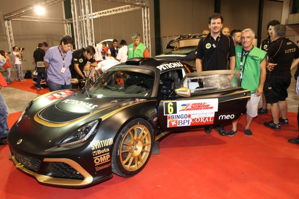 RALLYE VIHNO DA MADEIRA _LOTUS_ Scrutineering2.jpg