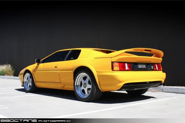 Lotus_Esprit_S4s_18 kopie.jpg