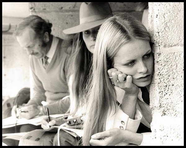 Twiggy (Lesley Hornby), Nina Rindt, Colin Chapman.jpg