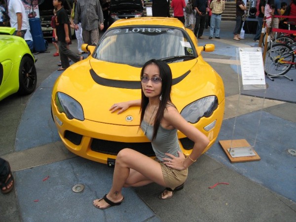 yellow lotus ss2.JPG