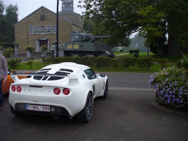 Lotus SE 2013 008 (Custom).JPG