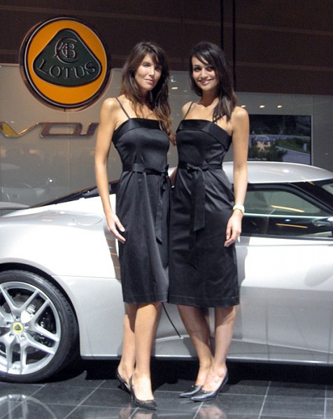 Lotus-girls-1.jpg