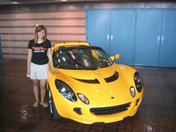girl11.JPG