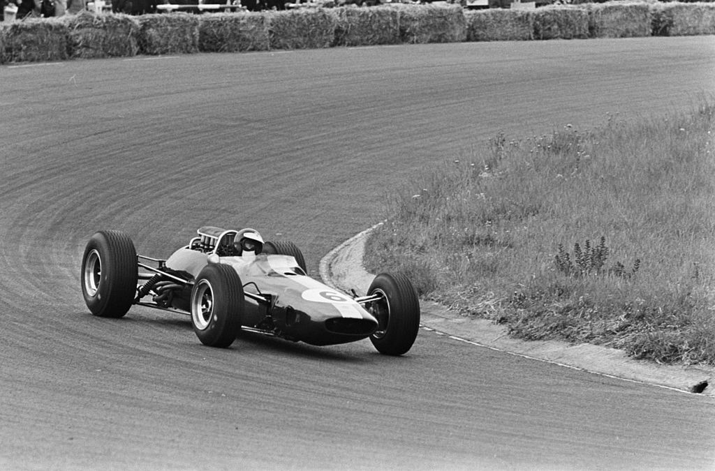 Jim Clarck in zijn Lotus 33 tijdens de Nederlandse Grand Prix 1965