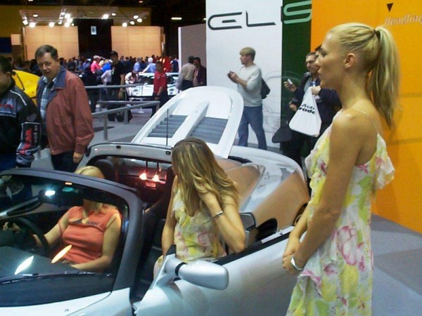 girls2.JPG