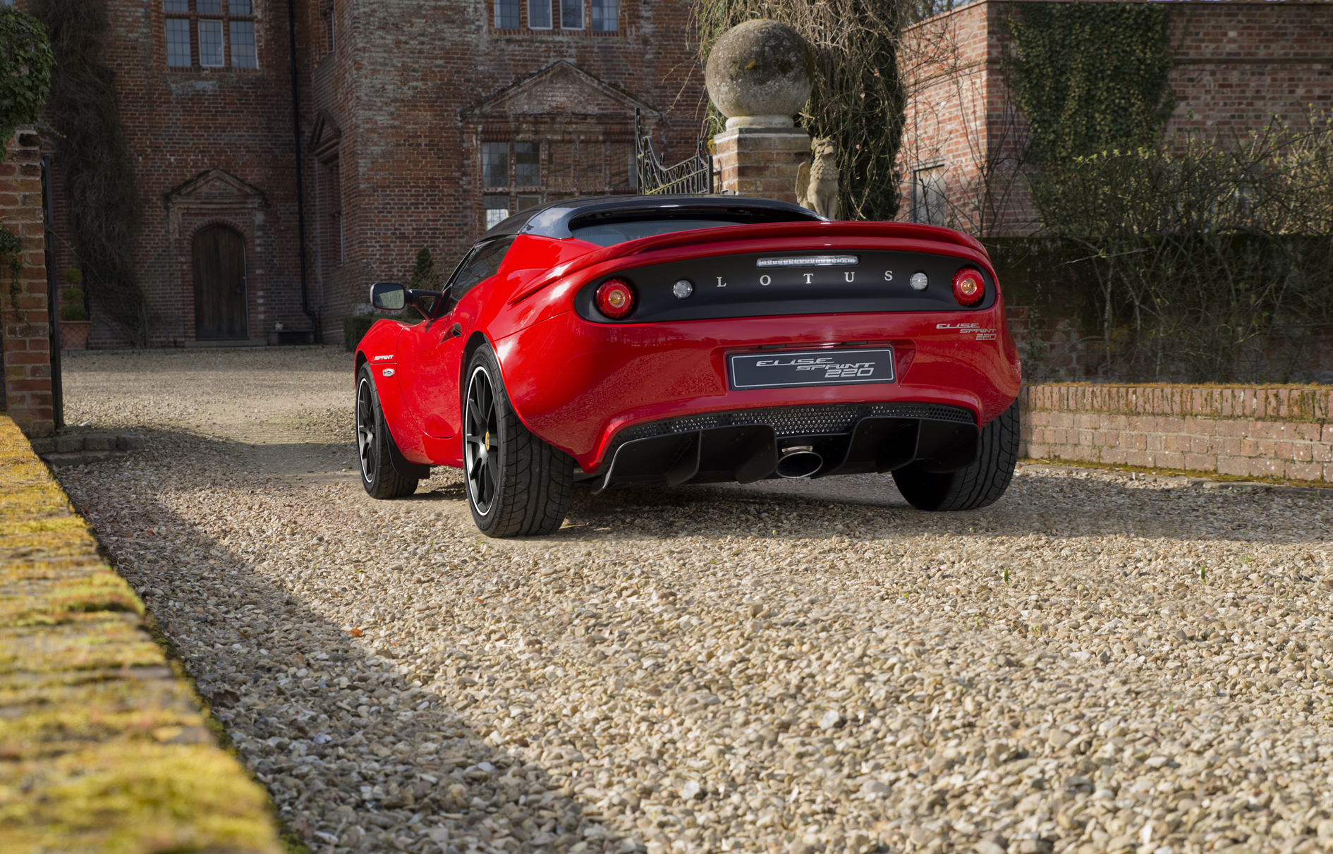 Lotus Elise Sprint 220 Rear Med Res (7).jpg