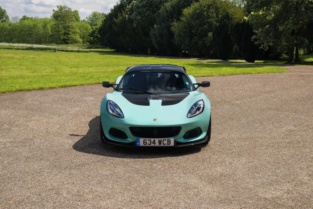 79577_Lotus-Elise-Cup-250-front-(3)_1024x684.jpg