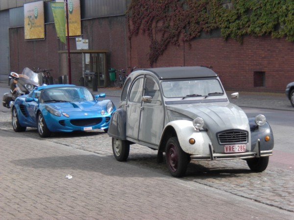 mijn eerste wagen ooit (niet die van de foto) en de nieuwste