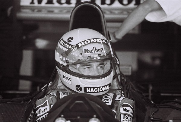 800px-Ayrton_Senna_1991_United_States_GP.jpg