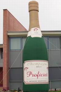Champagnefles-8m-nr3%2CElementumFX%2CWolvega%2Copeningen%2Cbedrijfsopening.jpg