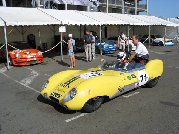 Lotus 11 racing.L10.jpg