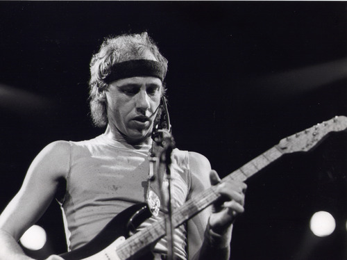 mark-knopfler-1322496573-802.jpg