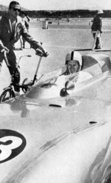 Steve McQueen - Lotus XI - Santa Barbara Raceway 1959 d.jpg