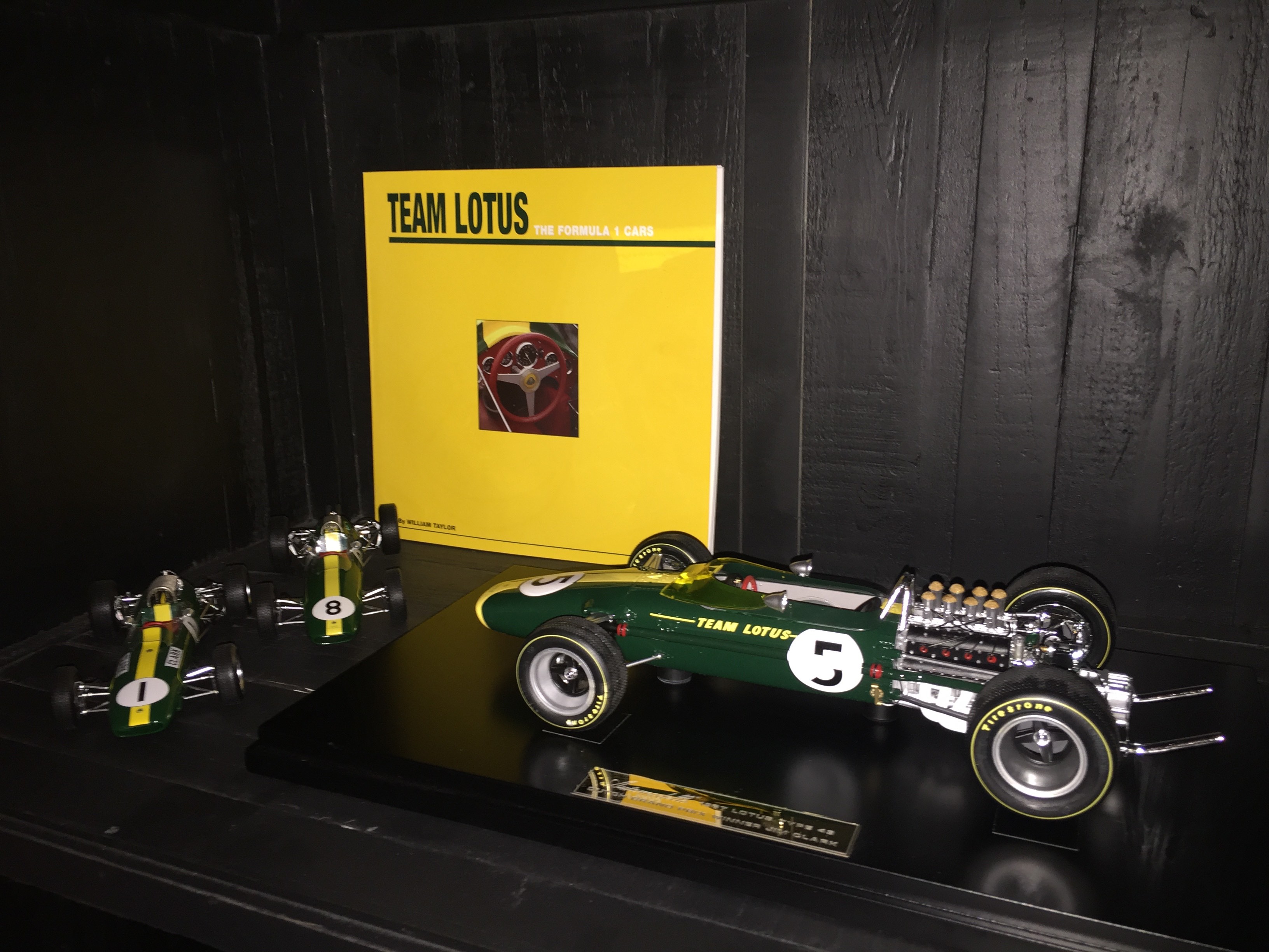 Automodello Lotus 49 1/12