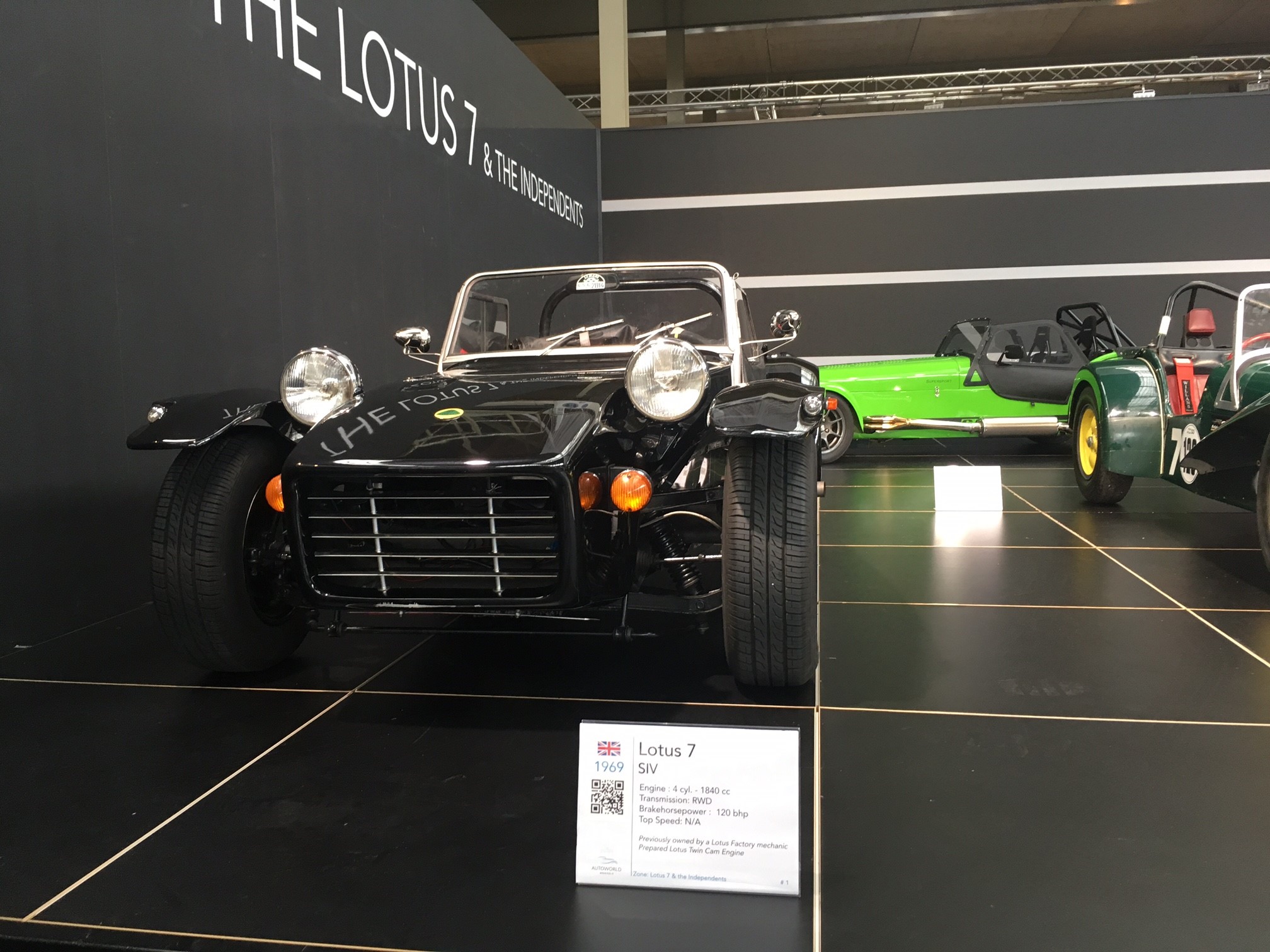 Lotus-autoworld.jpg